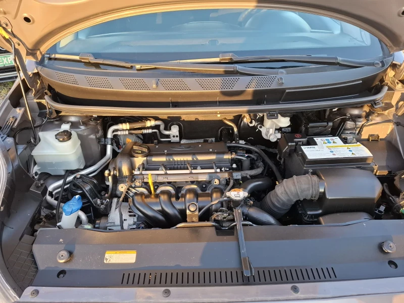 Hyundai Ix20 1.6i, снимка 13 - Автомобили и джипове - 50139411