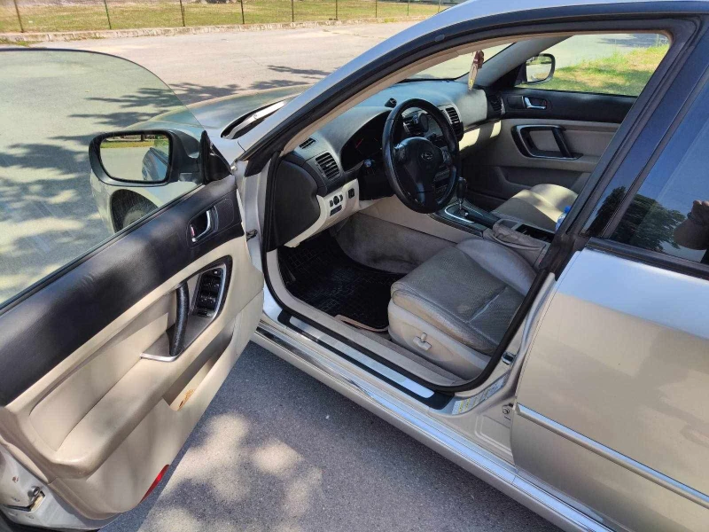 Subaru Legacy R, снимка 7 - Автомобили и джипове - 50204508