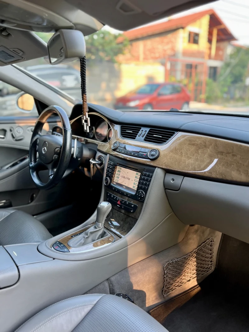 Mercedes-Benz CLS 63 AMG, снимка 11 - Автомобили и джипове - 51302821