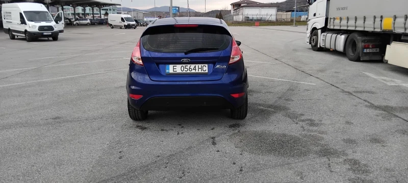 Ford Fiesta, снимка 5 - Автомобили и джипове - 53215514
