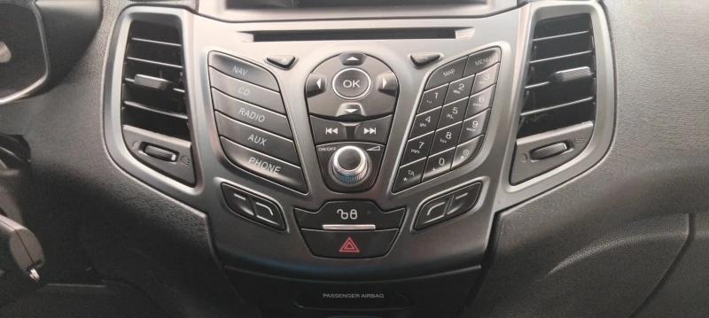 Ford Fiesta, снимка 10 - Автомобили и джипове - 52268792