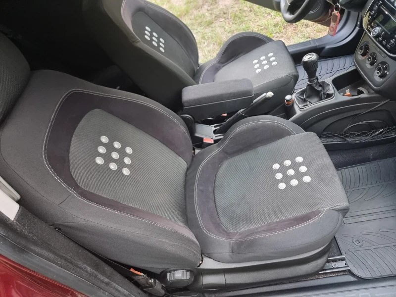 Fiat Punto, снимка 13 - Автомобили и джипове - 52650261