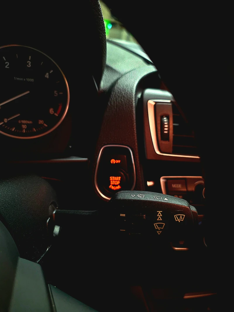 BMW 120 120D Xdrive Sport line 190hp, снимка 10 - Автомобили и джипове - 52500110