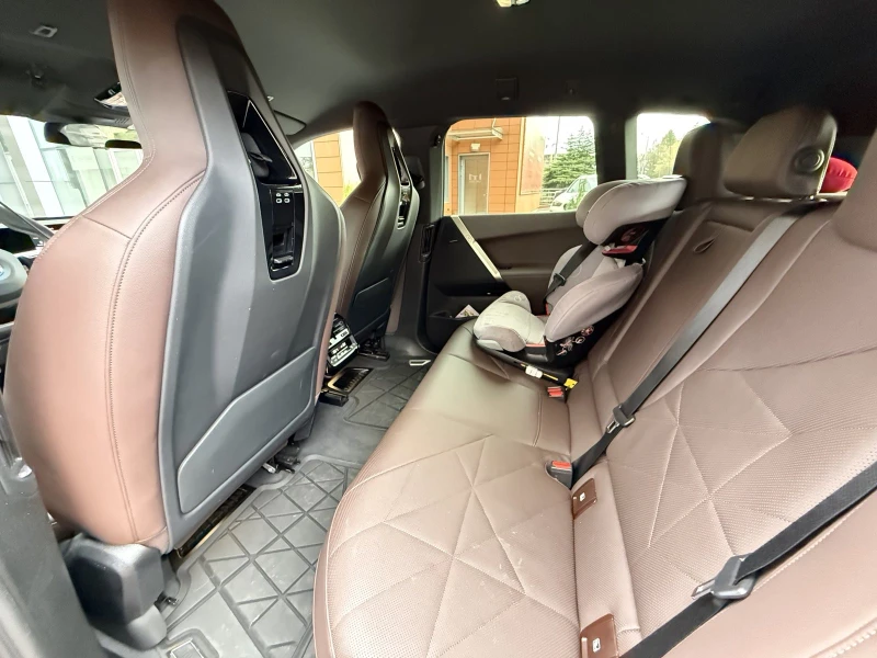 BMW iX xDrive40, снимка 10 - Автомобили и джипове - 52535284