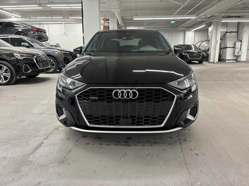 Audi A3 2022 Komfort * CARFAX * БЕЗ ПЪРВОНАЧАЛНА ВНОСКА, снимка 2 - Автомобили и джипове - 52744062