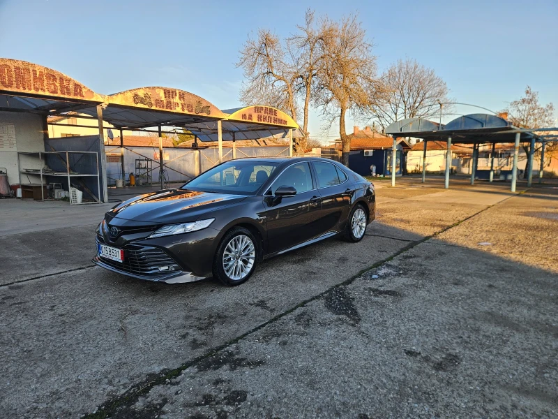 Toyota Camry 56000.km, снимка 2 - Автомобили и джипове - 52907079