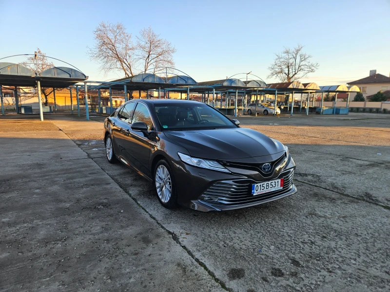 Toyota Camry 56000.km, снимка 9 - Автомобили и джипове - 52907079