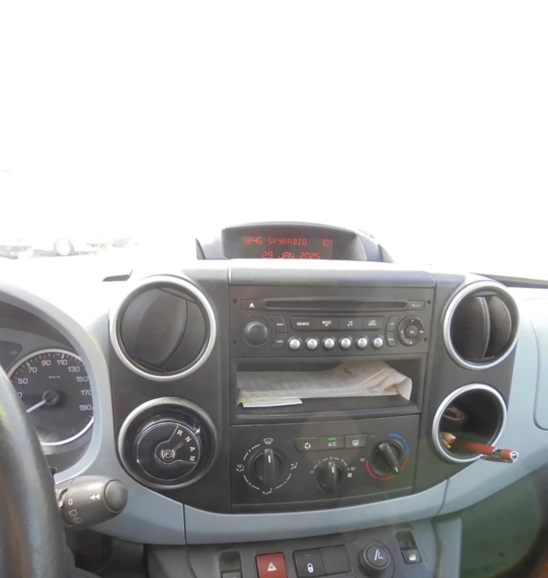 Citroen Berlingo  1.6 e-HDI 92 к.с, снимка 7 - Автомобили и джипове - 53055628