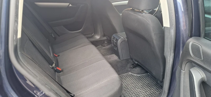 VW Passat 2.0, 140 коня, снимка 9 - Автомобили и джипове - 53090073