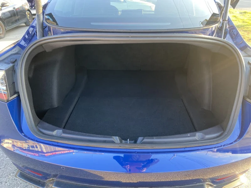 Tesla Model 3 RWD* АвтоКредит* (ЦЕНА ДО БГ), снимка 11 - Автомобили и джипове - 53142277