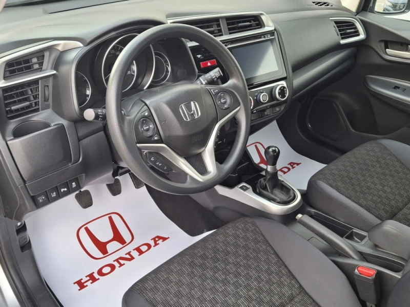 Honda Jazz 1.3 i-VTEC Comfort MT, снимка 10 - Автомобили и джипове - 53180830
