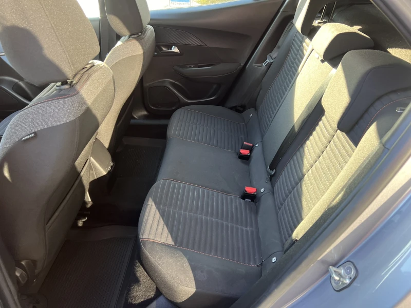 Peugeot 2008 Electric 100 kW, снимка 11 - Автомобили и джипове - 53430170