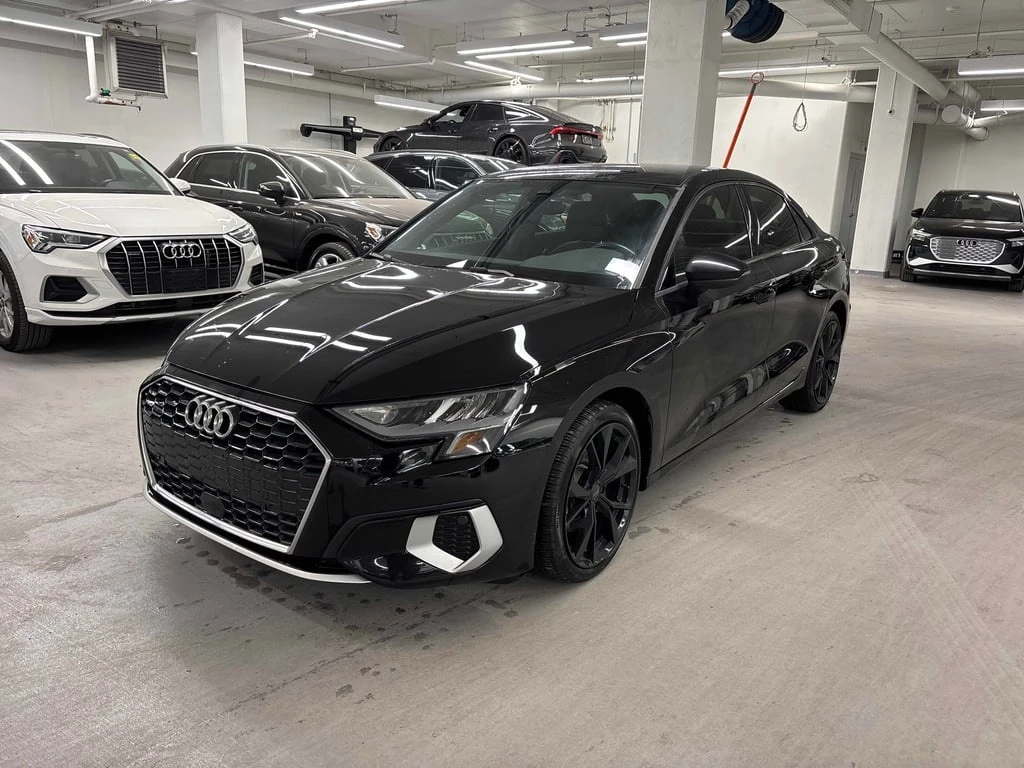 Audi A3 2022 Komfort * CARFAX * БЕЗ ПЪРВОНАЧАЛНА ВНОСКА, снимка 1