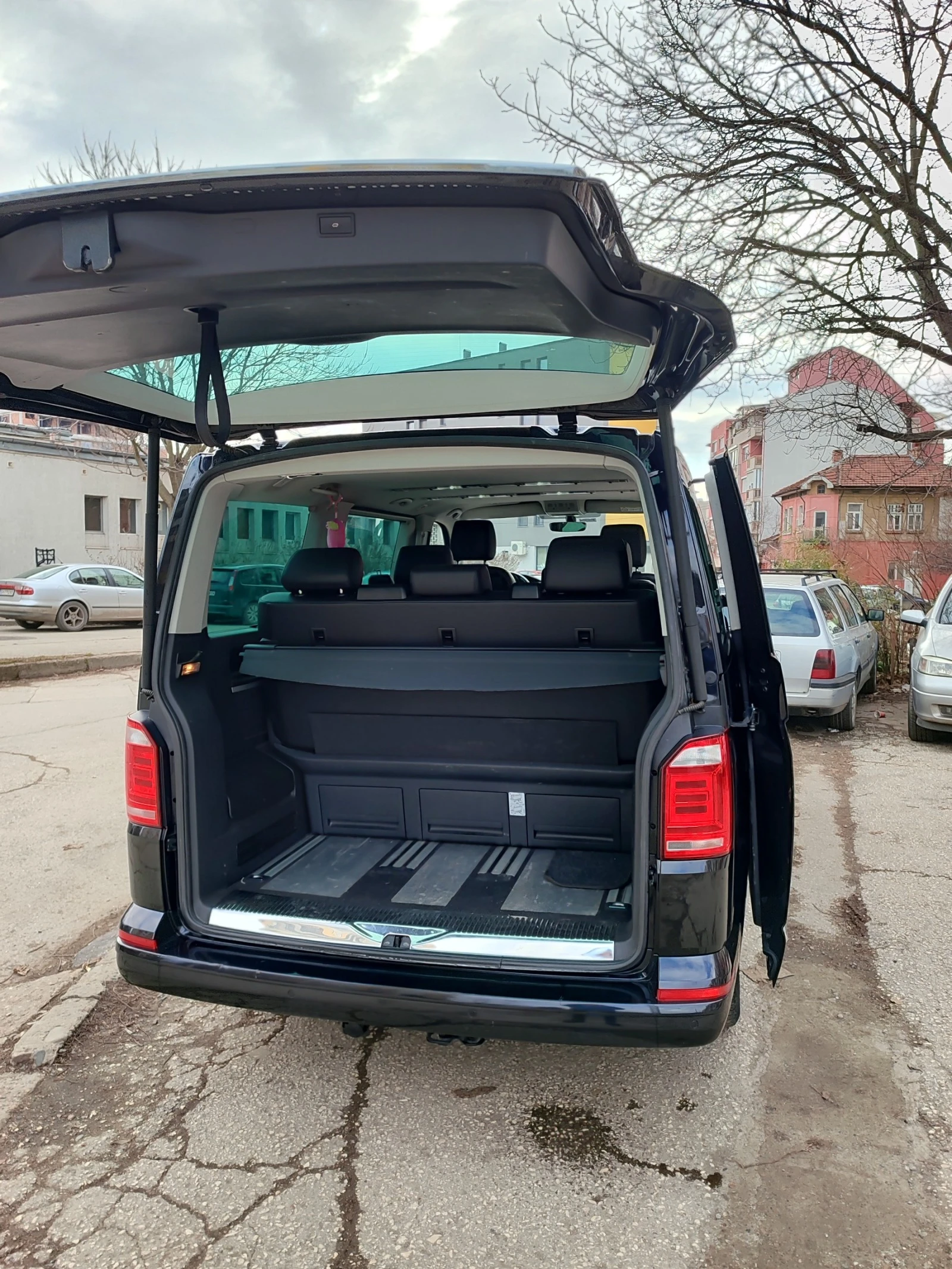 VW Multivan Т6 2.0TDI 4MOTION HIGHLINE - изображение 4