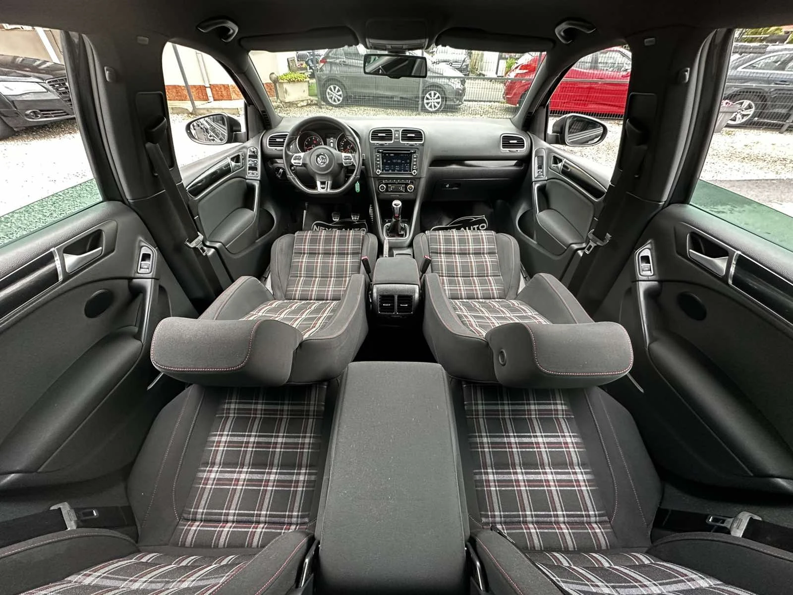 VW Golf GTI 211HP E5B SWISS - изображение 9
