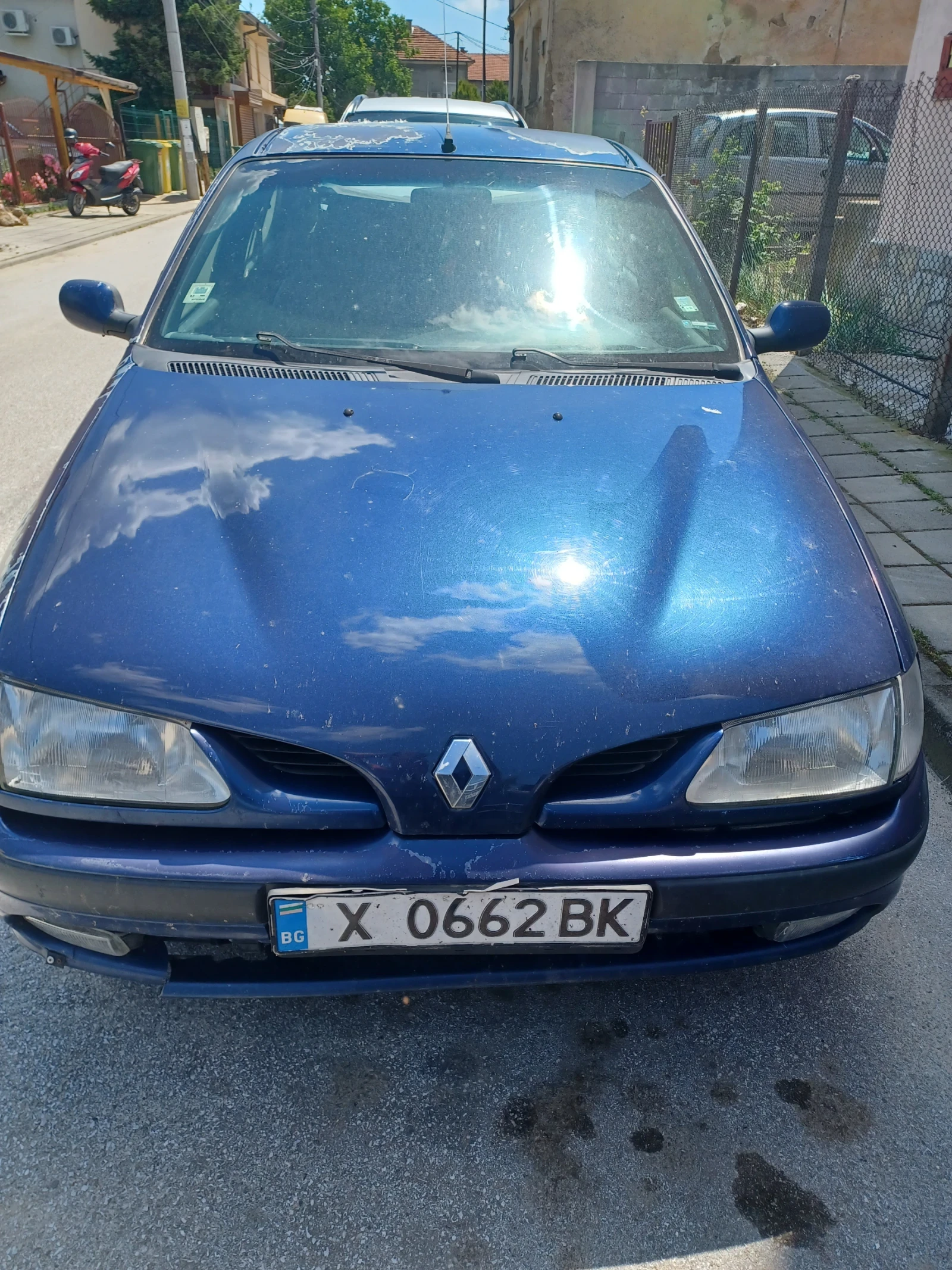 Renault Megane 1.9dti - изображение 2