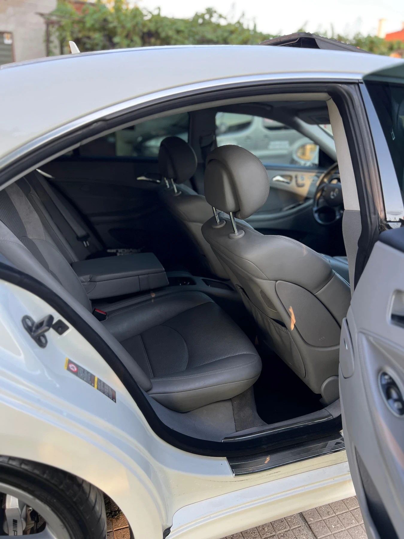 Mercedes-Benz CLS 63 AMG | Mobile.bg   12