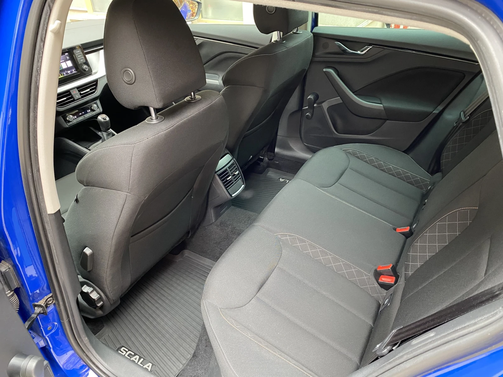 Skoda Scala 1.0 TSI /  | Mobile.bg   12