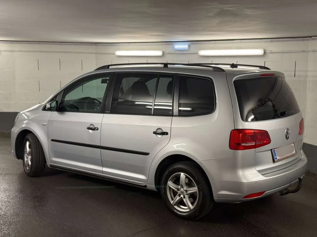 VW Touran 1.6 105 диезел - изображение 8