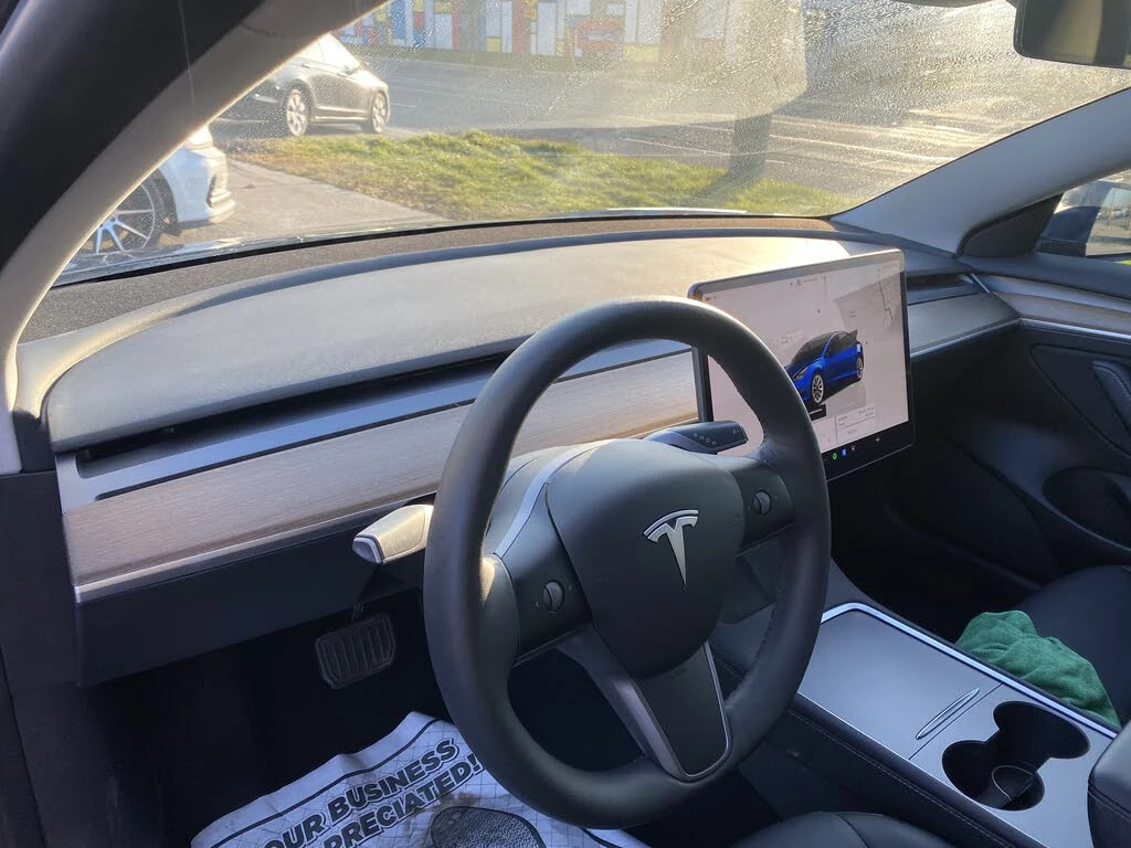 Tesla Model 3 RWD* АвтоКредит* (ЦЕНА ДО БГ) - изображение 4