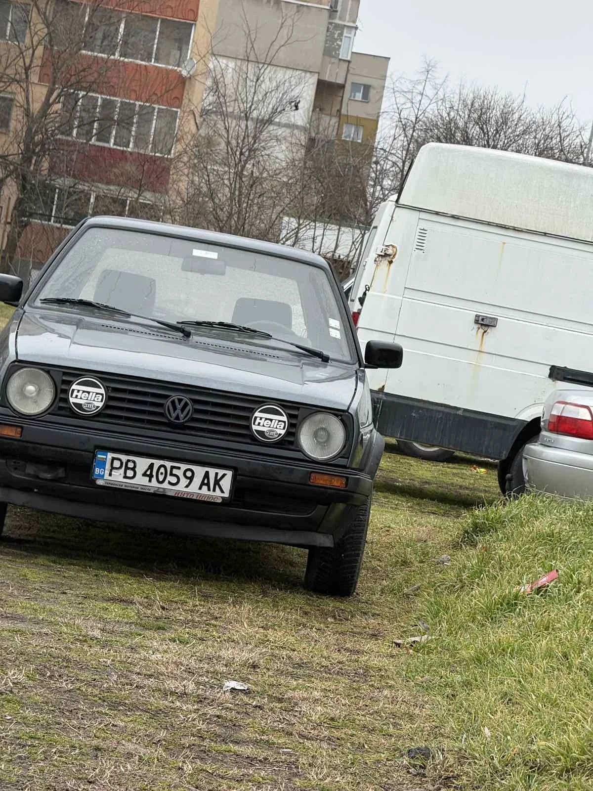 VW Golf 1.3 cat, снимка 11 - Автомобили и джипове - 53789200