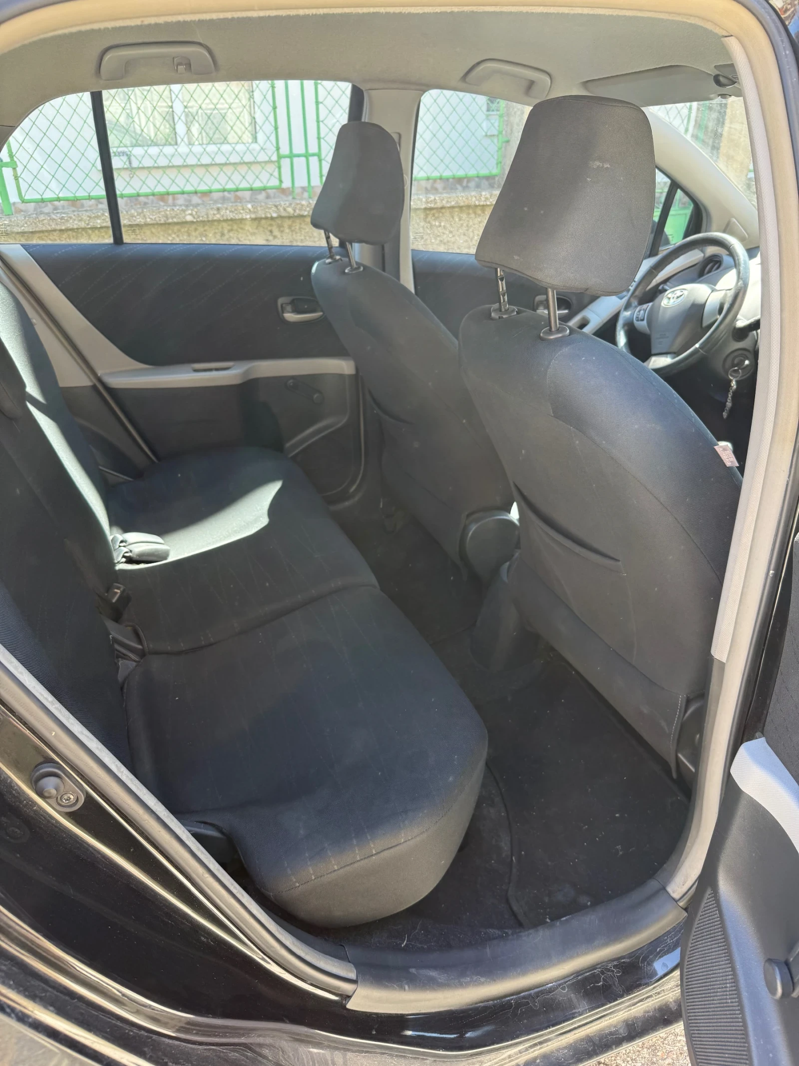 Toyota Yaris 1.4 Limited edition , снимка 11 - Автомобили и джипове - 54139861