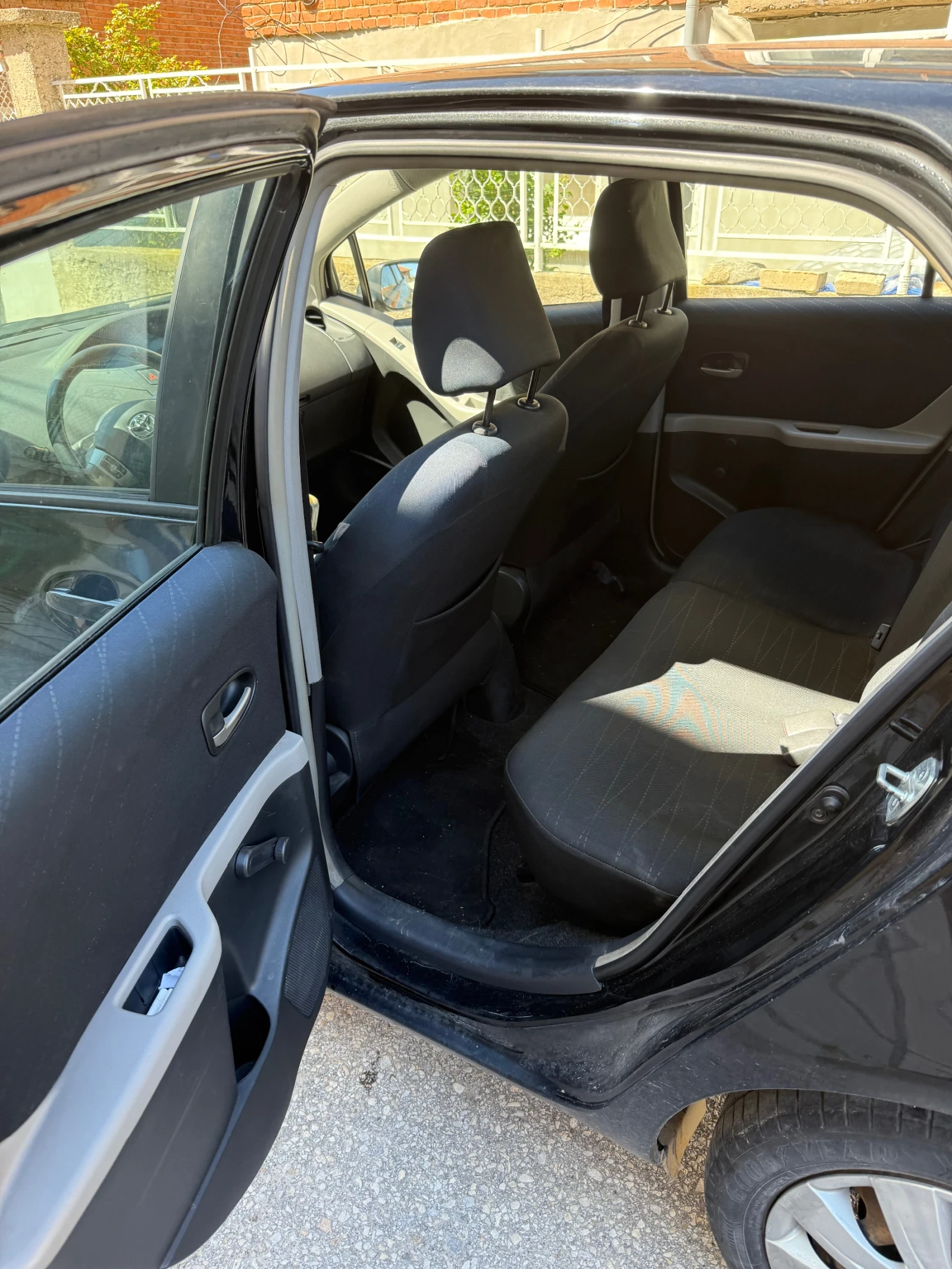 Toyota Yaris 1.4 Limited edition , снимка 10 - Автомобили и джипове - 54139861