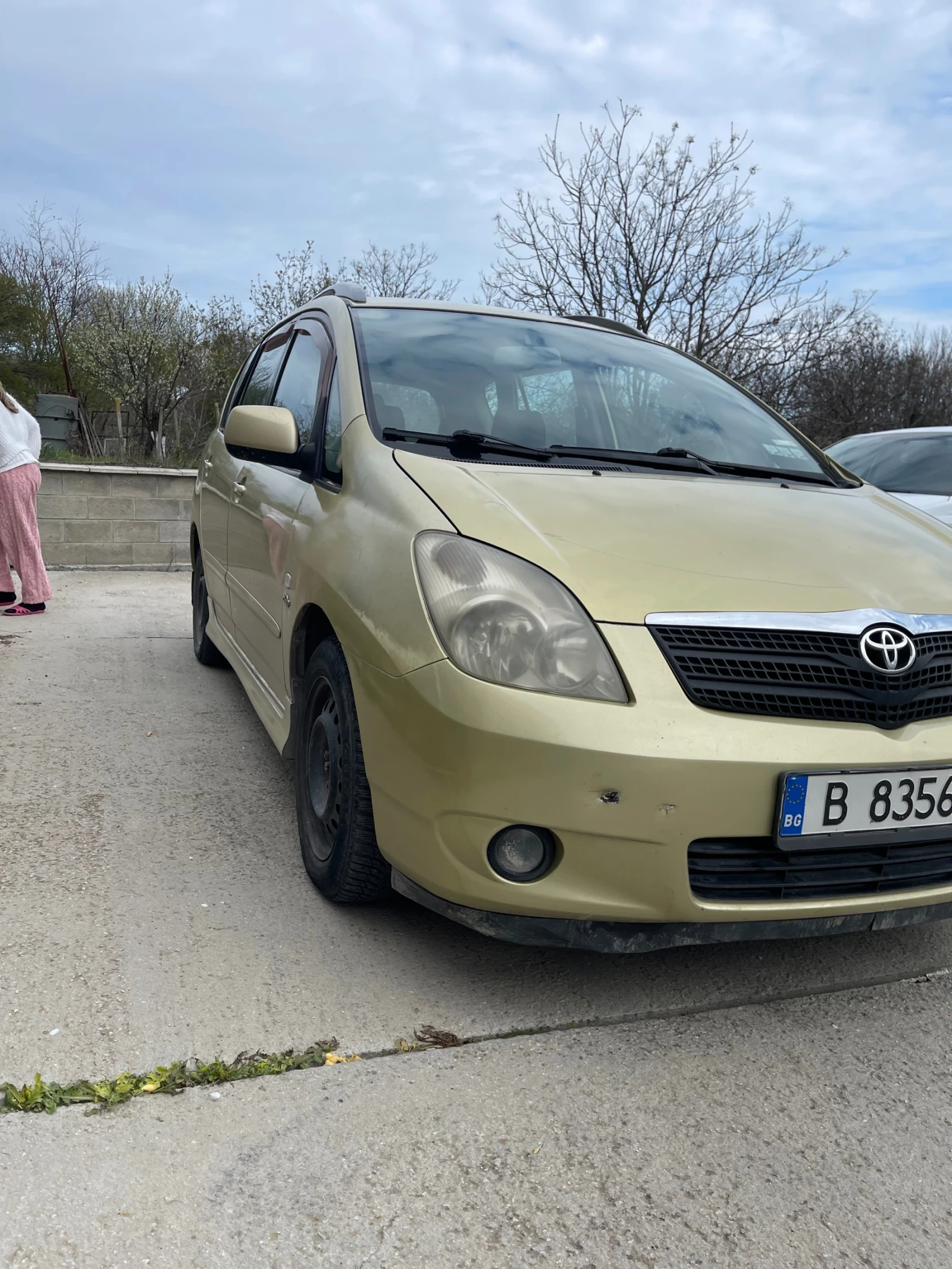 Toyota Corolla verso, снимка 6 - Автомобили и джипове - 54285729