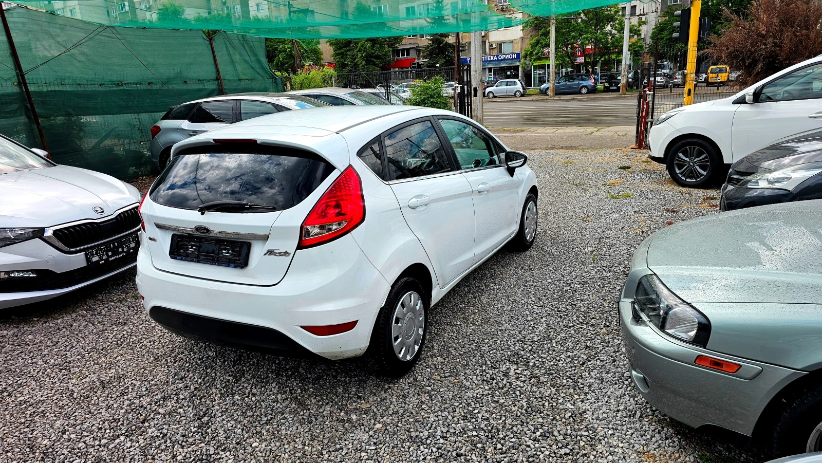Ford Fiesta 1.4D-68kc, снимка 4 - Автомобили и джипове - 54566779