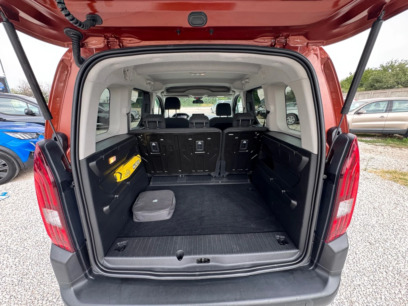 Peugeot Rifter Electric  | Mobile.bg � ����������� 12