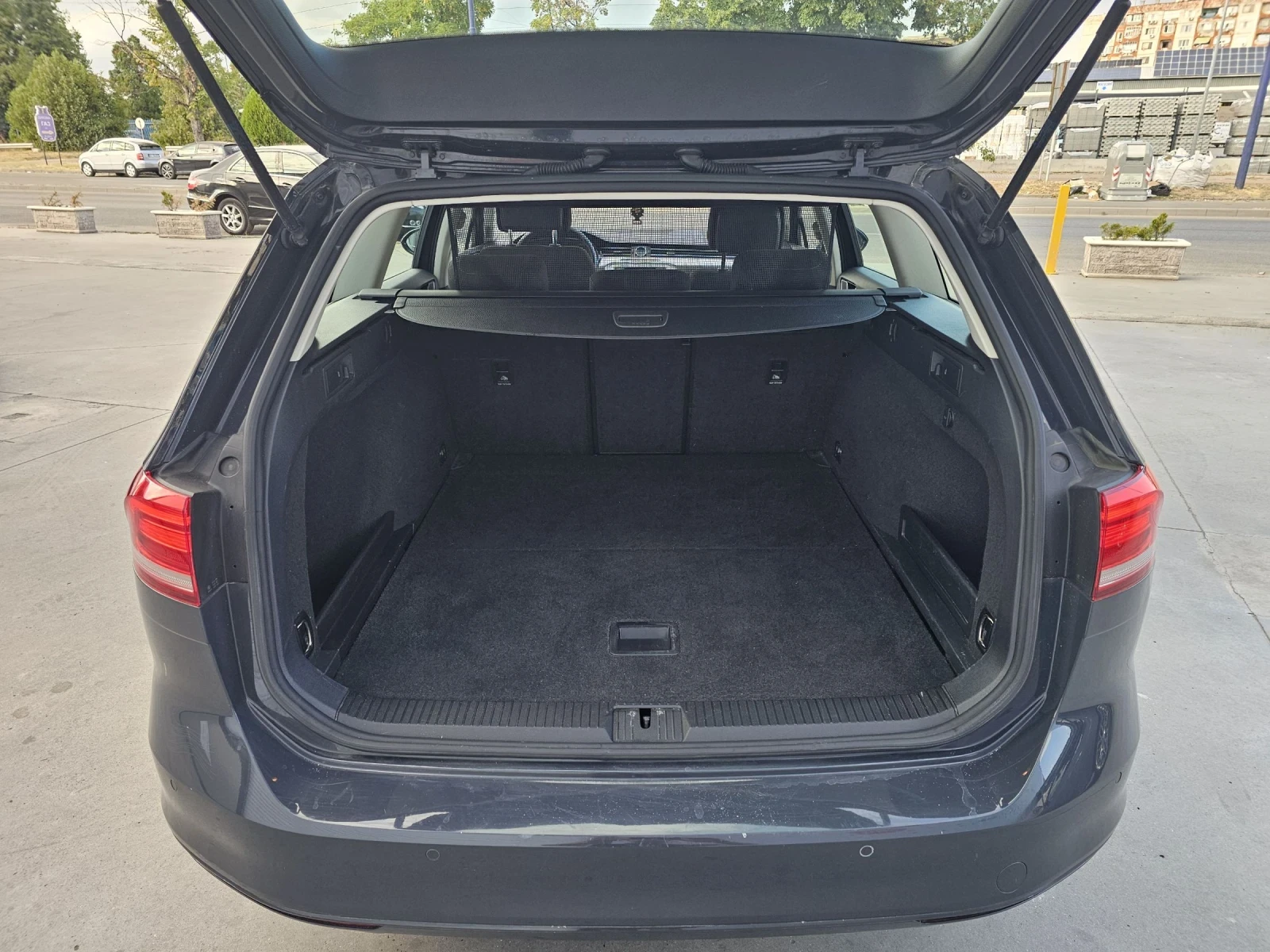 VW Passat 2.0Tdi 150кс, снимка 7 - Автомобили и джипове - 55666215