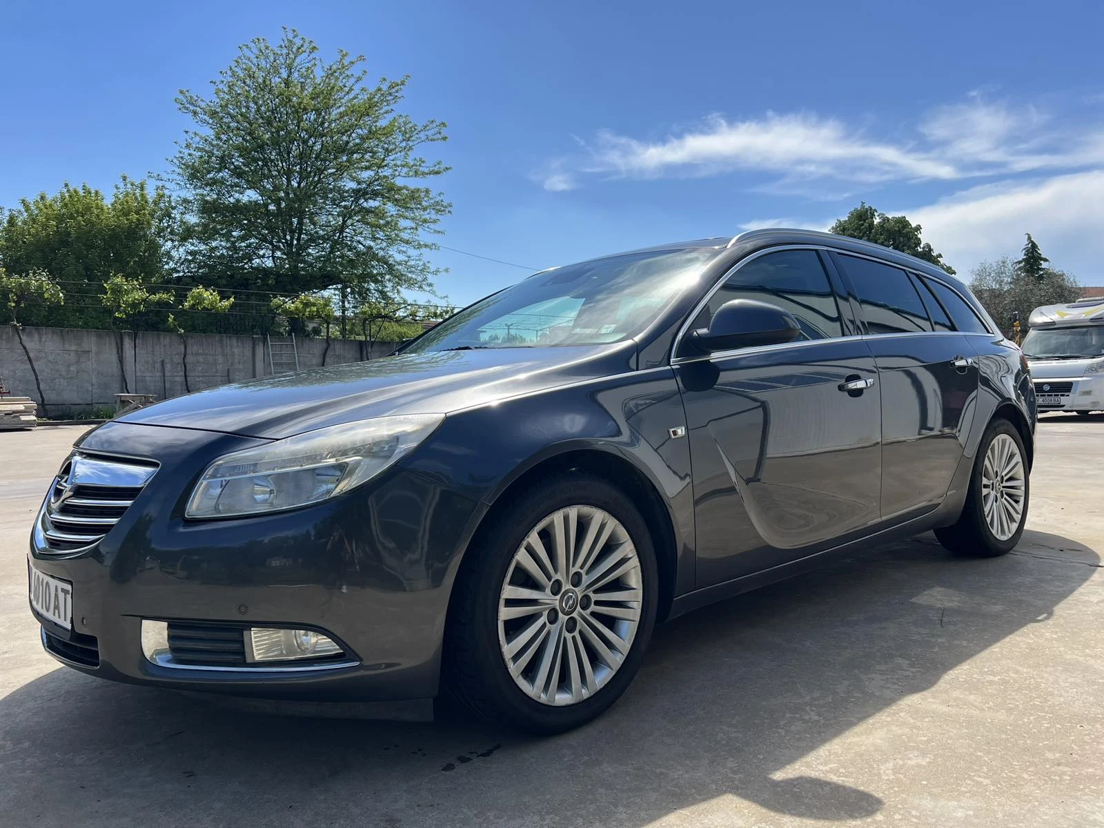 Opel Insignia 2.0CDTI, снимка 3 - Автомобили и джипове - 55881549
