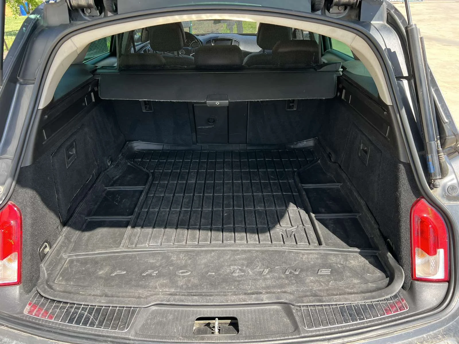 Opel Insignia 2.0CDTI, снимка 12 - Автомобили и джипове - 55881549