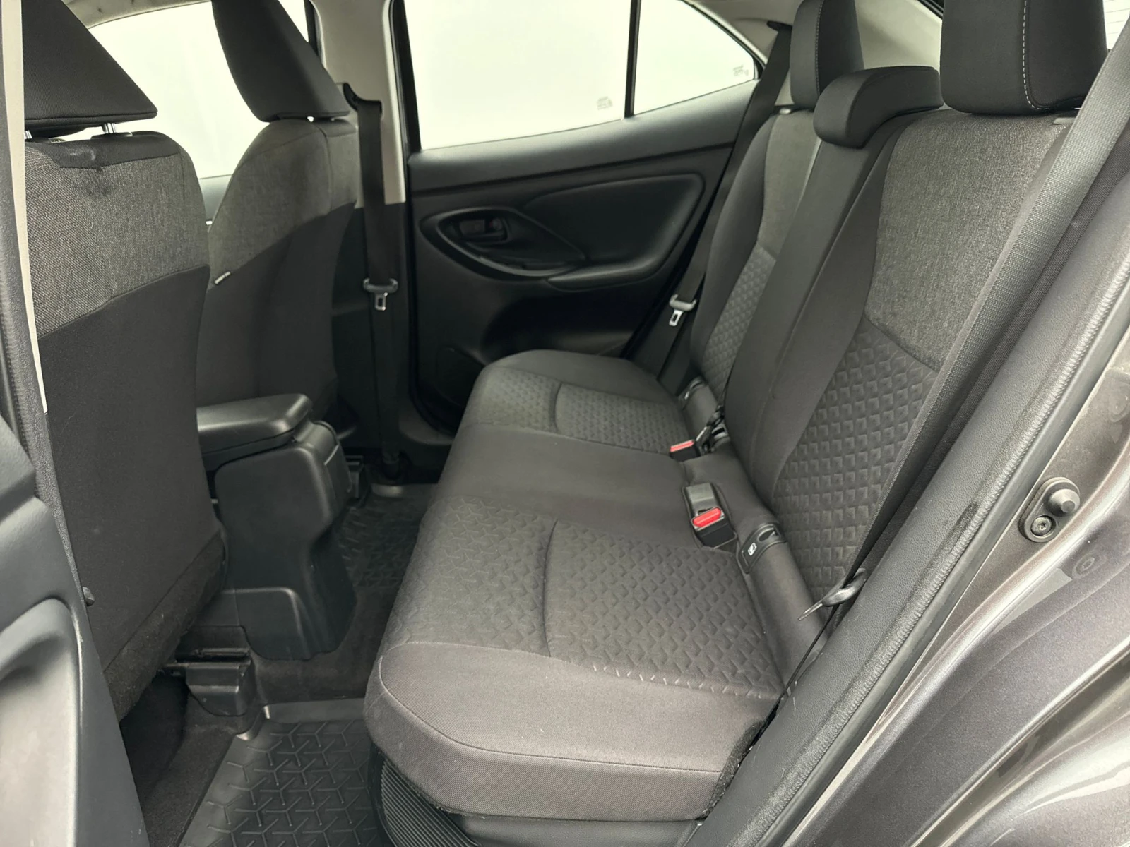 Toyota Yaris Cross 1.5 Hybrid Dynamic  | Mobile.bg � ����������� 13
