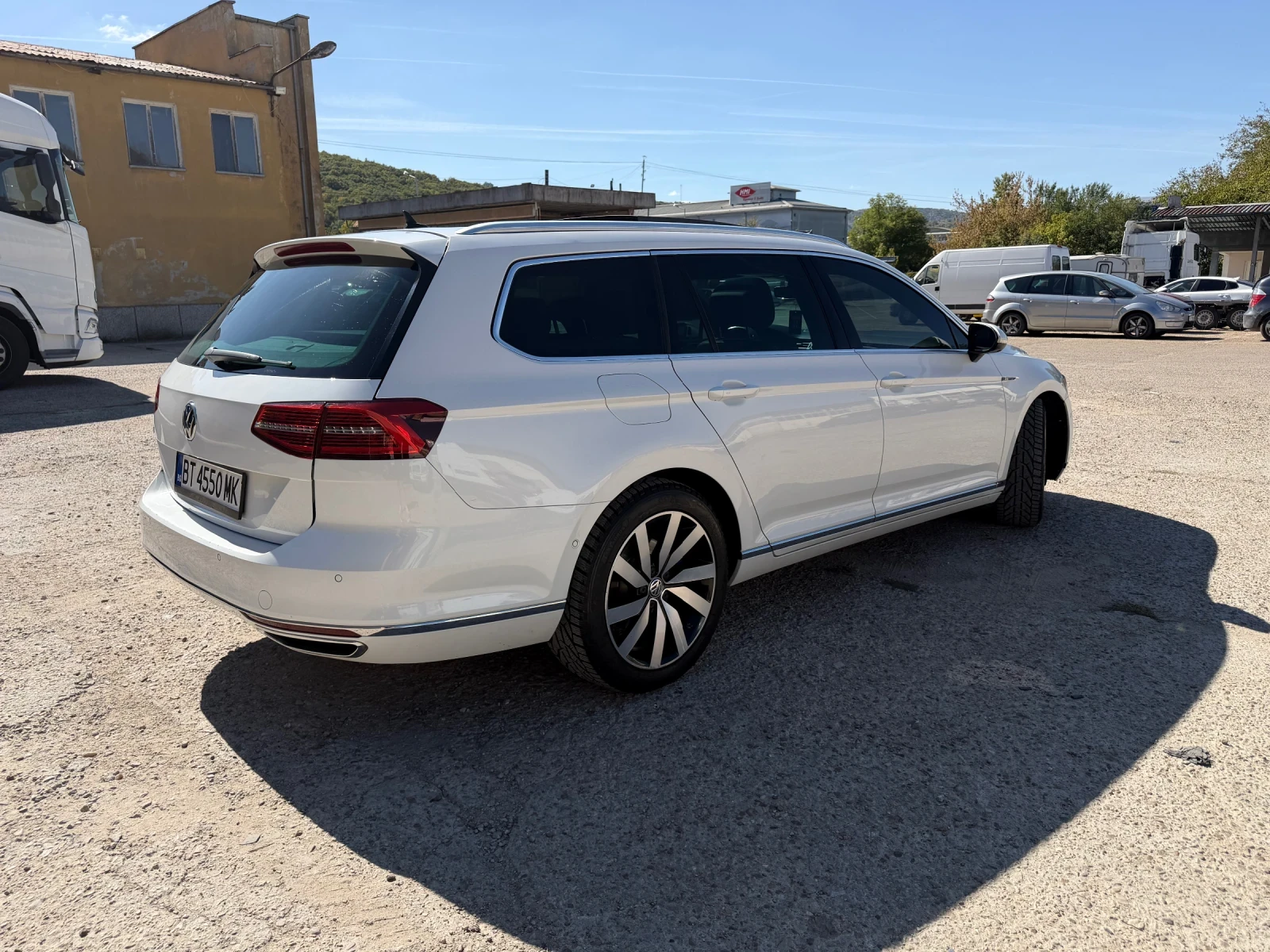 VW Passat, снимка 4 - Автомобили и джипове - 56740026