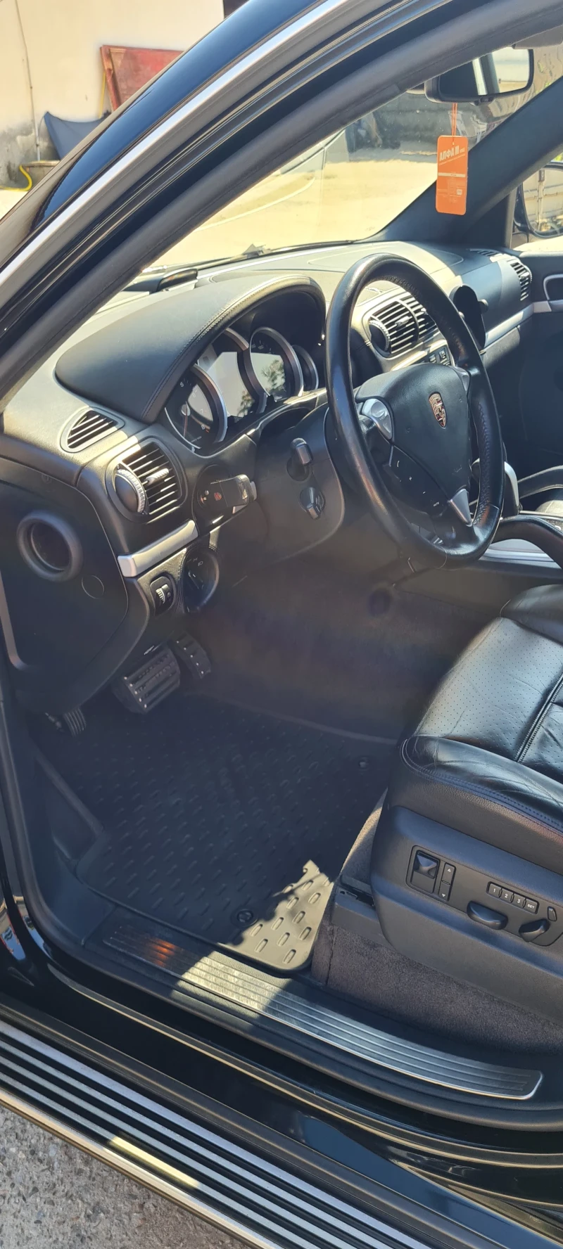 Porsche Cayenne Turbo, снимка 4 - Автомобили и джипове - 52258445