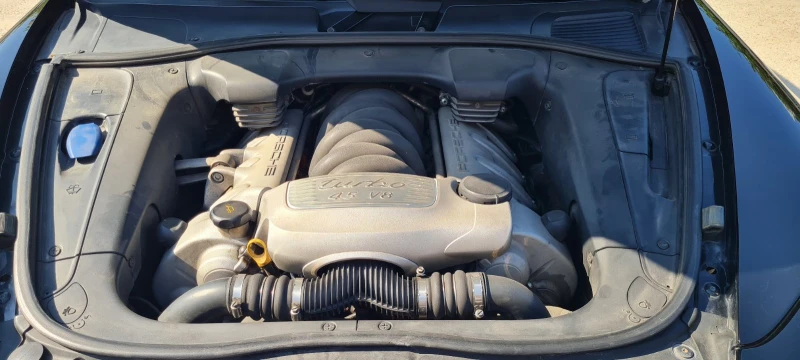 Porsche Cayenne Turbo, снимка 11 - Автомобили и джипове - 52258445