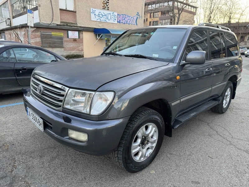 Toyota Land cruiser J100, снимка 2 - Автомобили и джипове - 52946617