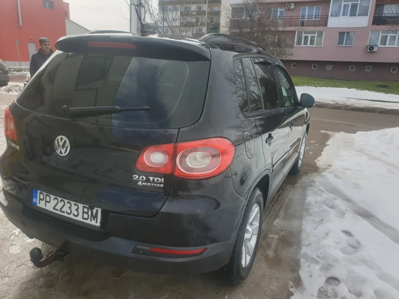 VW Tiguan, снимка 4 - Автомобили и джипове - 53596271