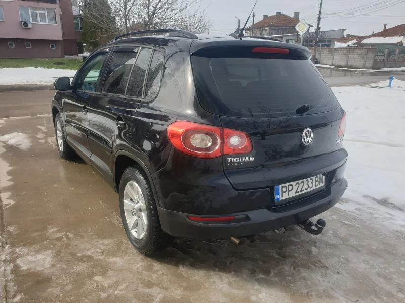 VW Tiguan, снимка 3 - Автомобили и джипове - 53596271