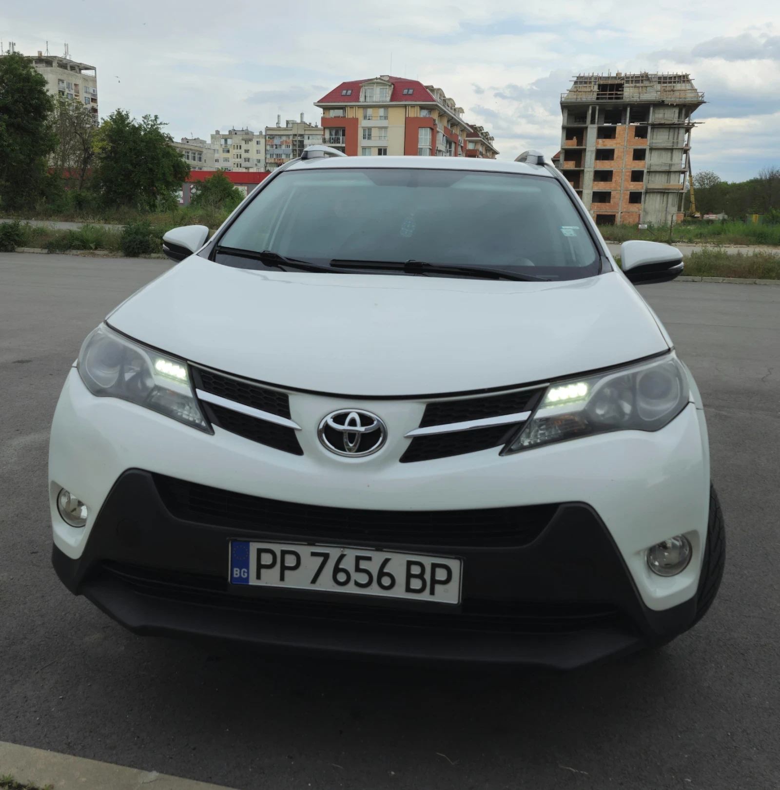 Toyota Rav4 2.0 D4D AWD - изображение 2