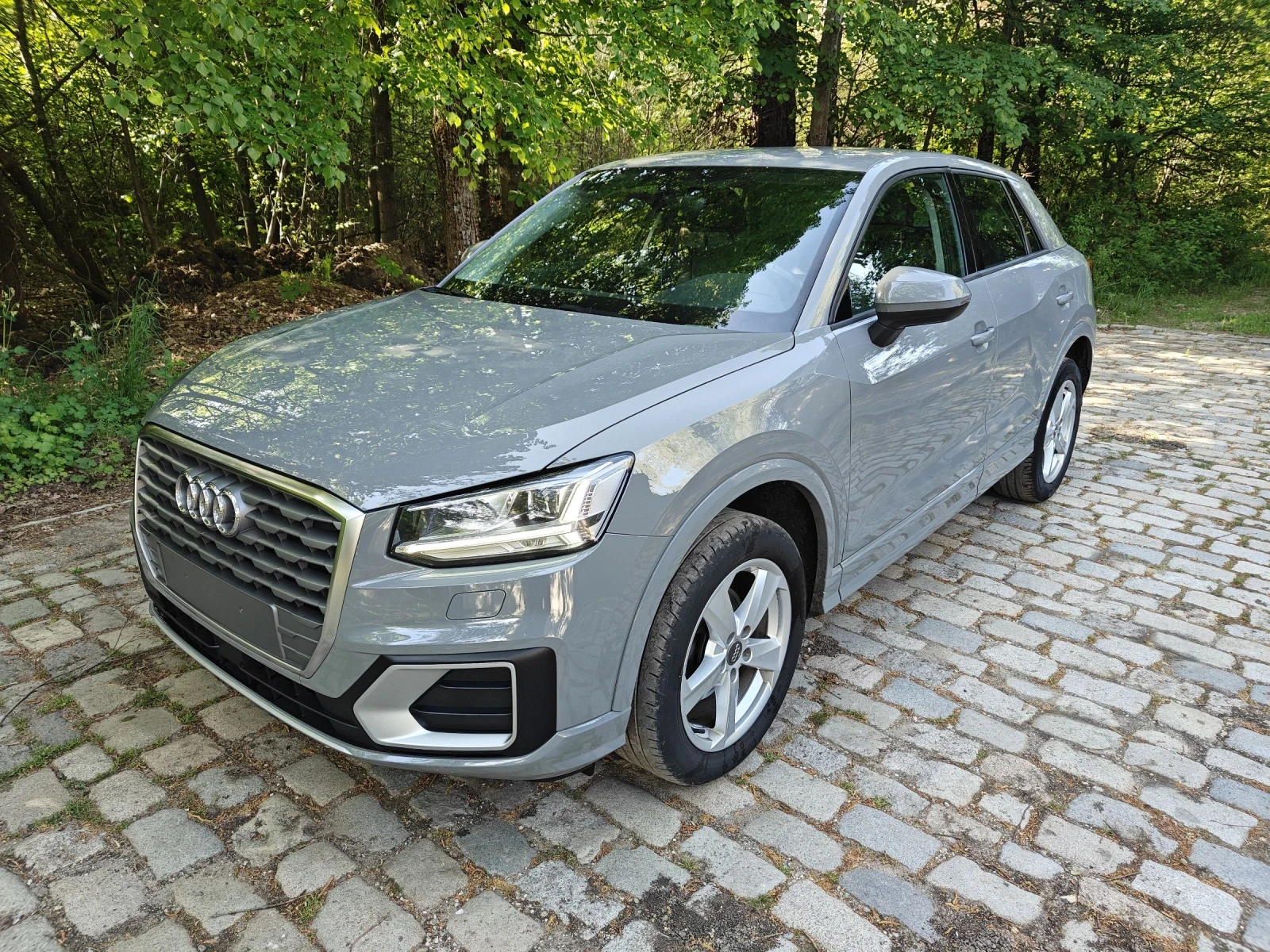 Audi Q2 30 TDI  116ps - изображение 2