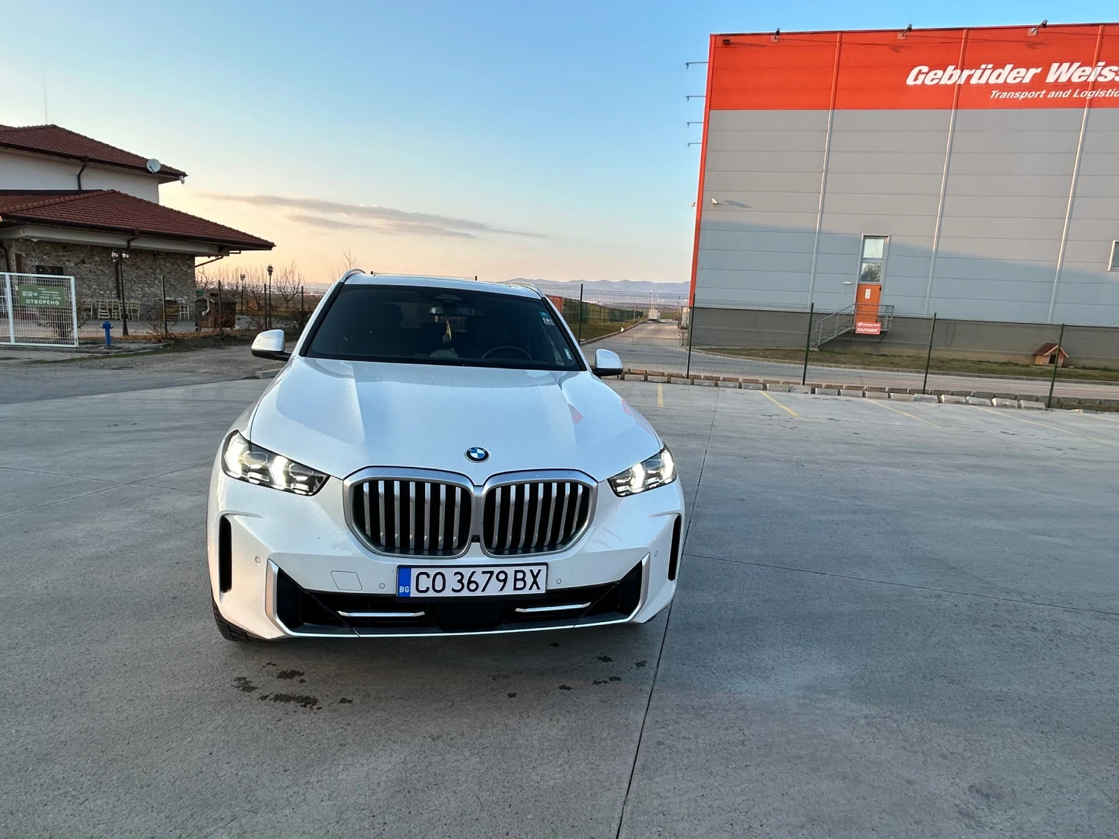 BMW X5 xDrive40i - Най-високо ниво на оборудване!, снимка 2 - Автомобили и джипове - 53748407