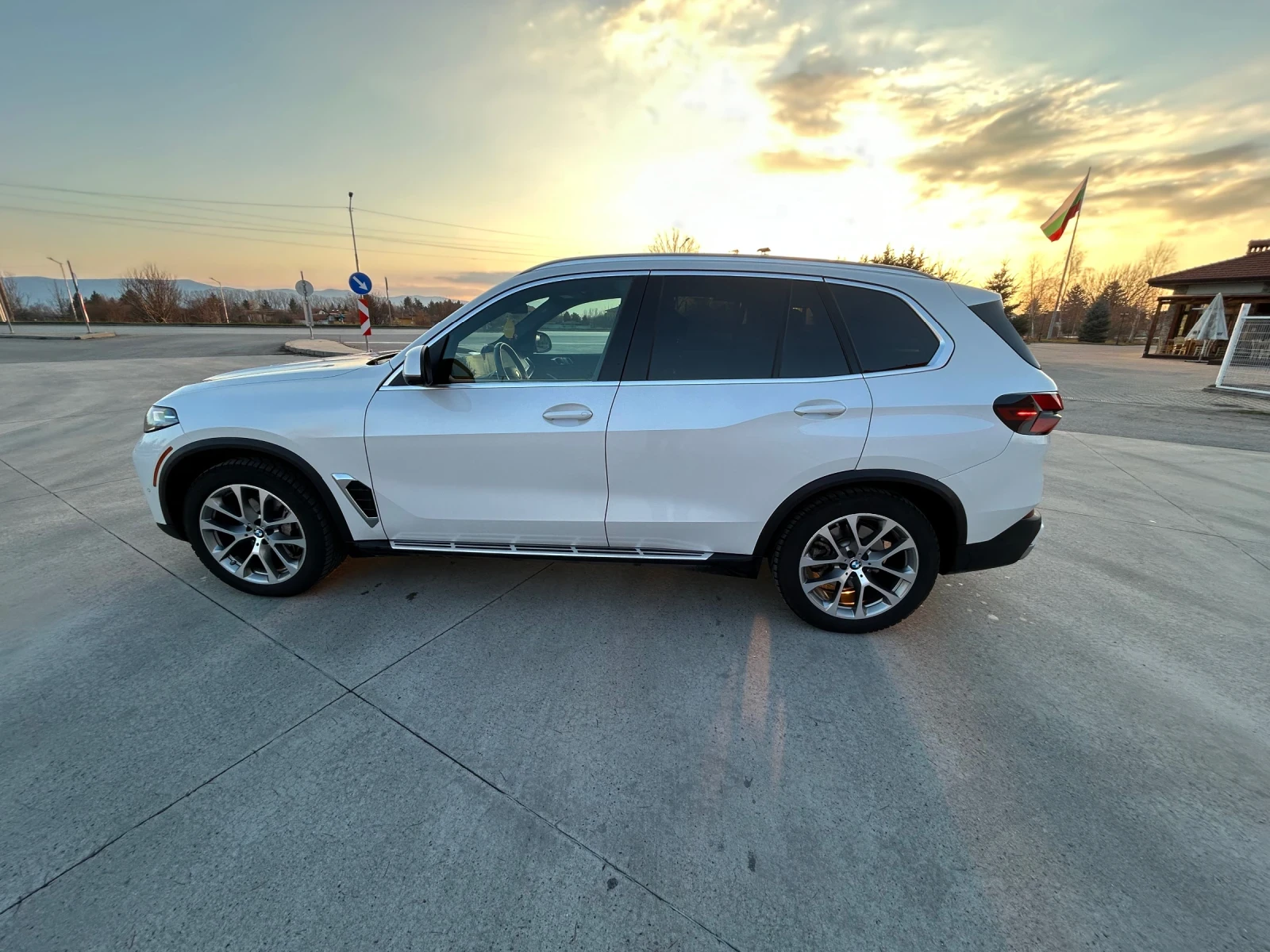 BMW X5 xDrive40i - Най-високо ниво на оборудване!, снимка 3 - Автомобили и джипове - 53748407