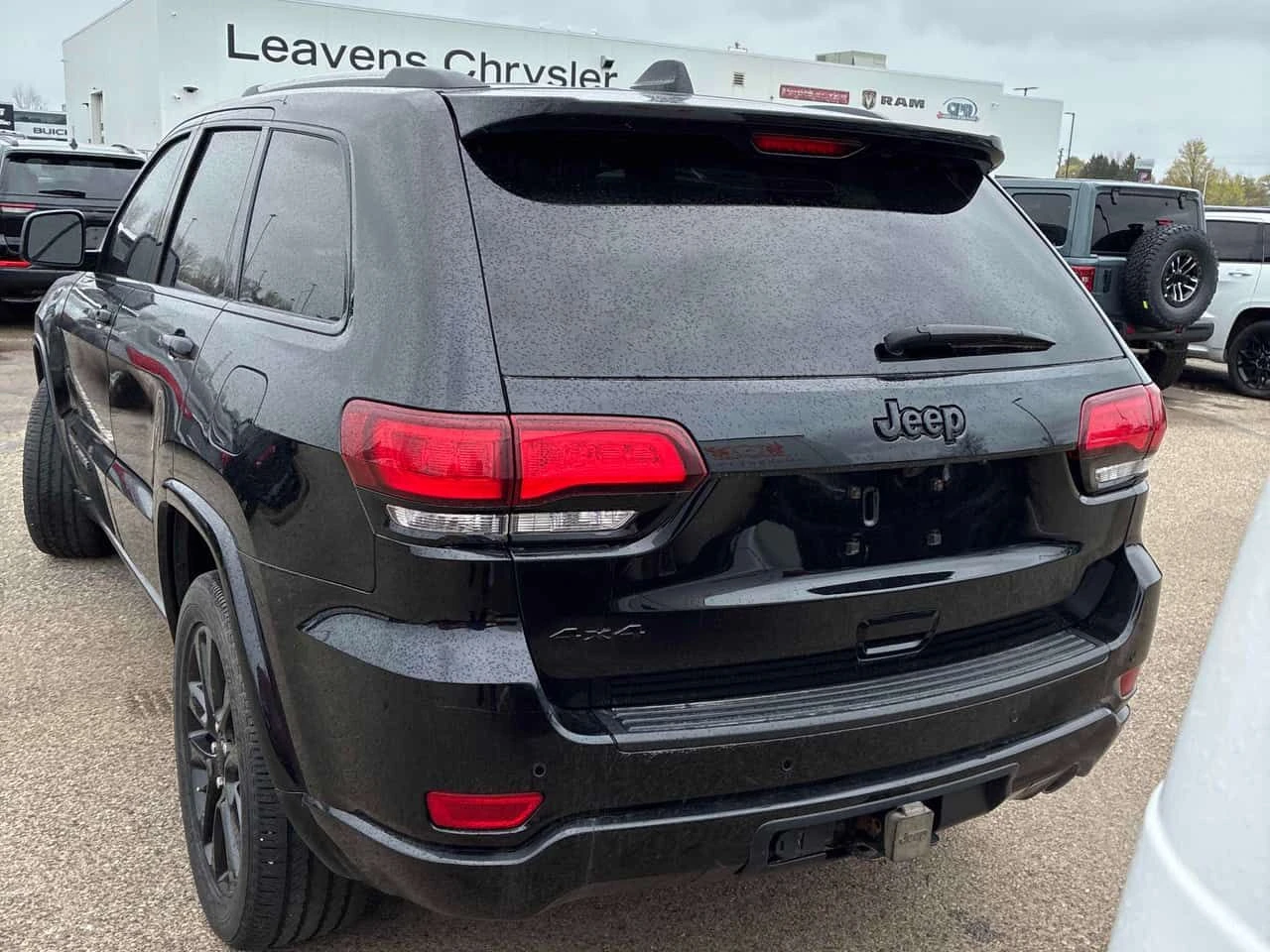 Jeep Grand cherokee * Altitude * 2 КЛЮЧА* PANO* KEYLESS* ПОДГРЕВ* , снимка 4 - Автомобили и джипове - 54477388