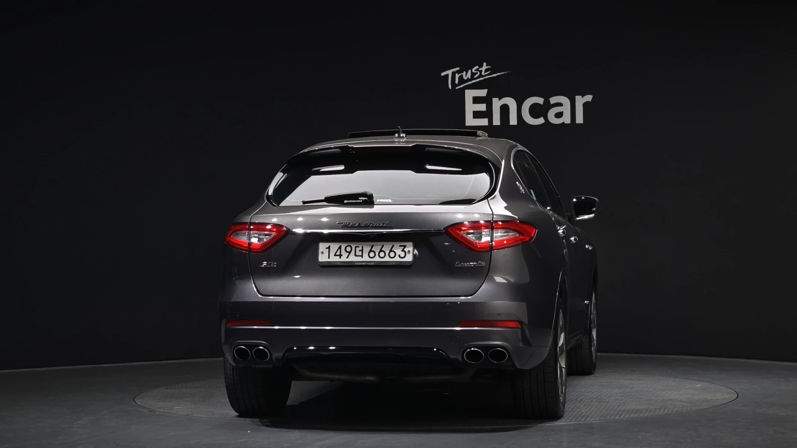 Maserati Levante 3.0 AWD Sport | Panoramic Roof, снимка 4 - Автомобили и джипове - 54699722