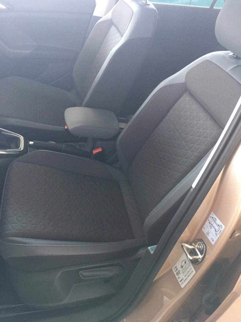 VW T-Cross | Mobile.bg � ����������� 5