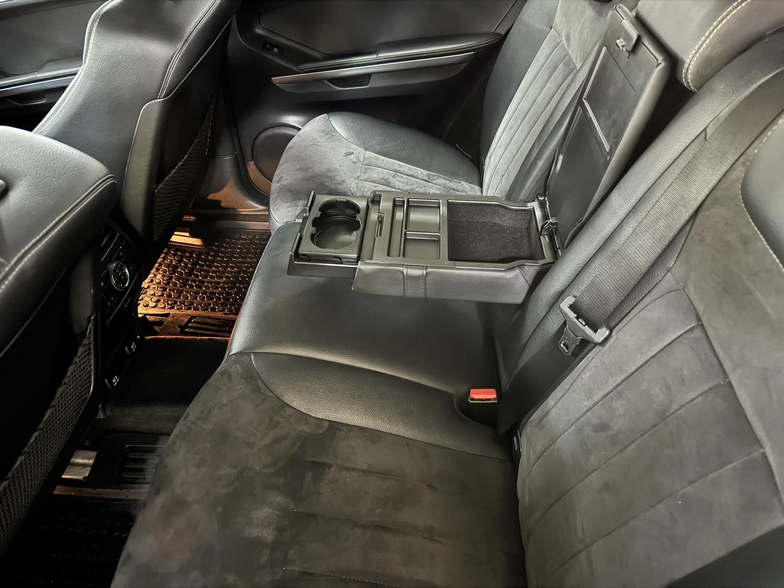 Mercedes-Benz ML 320 AMG, снимка 13 - Автомобили и джипове - 54826152