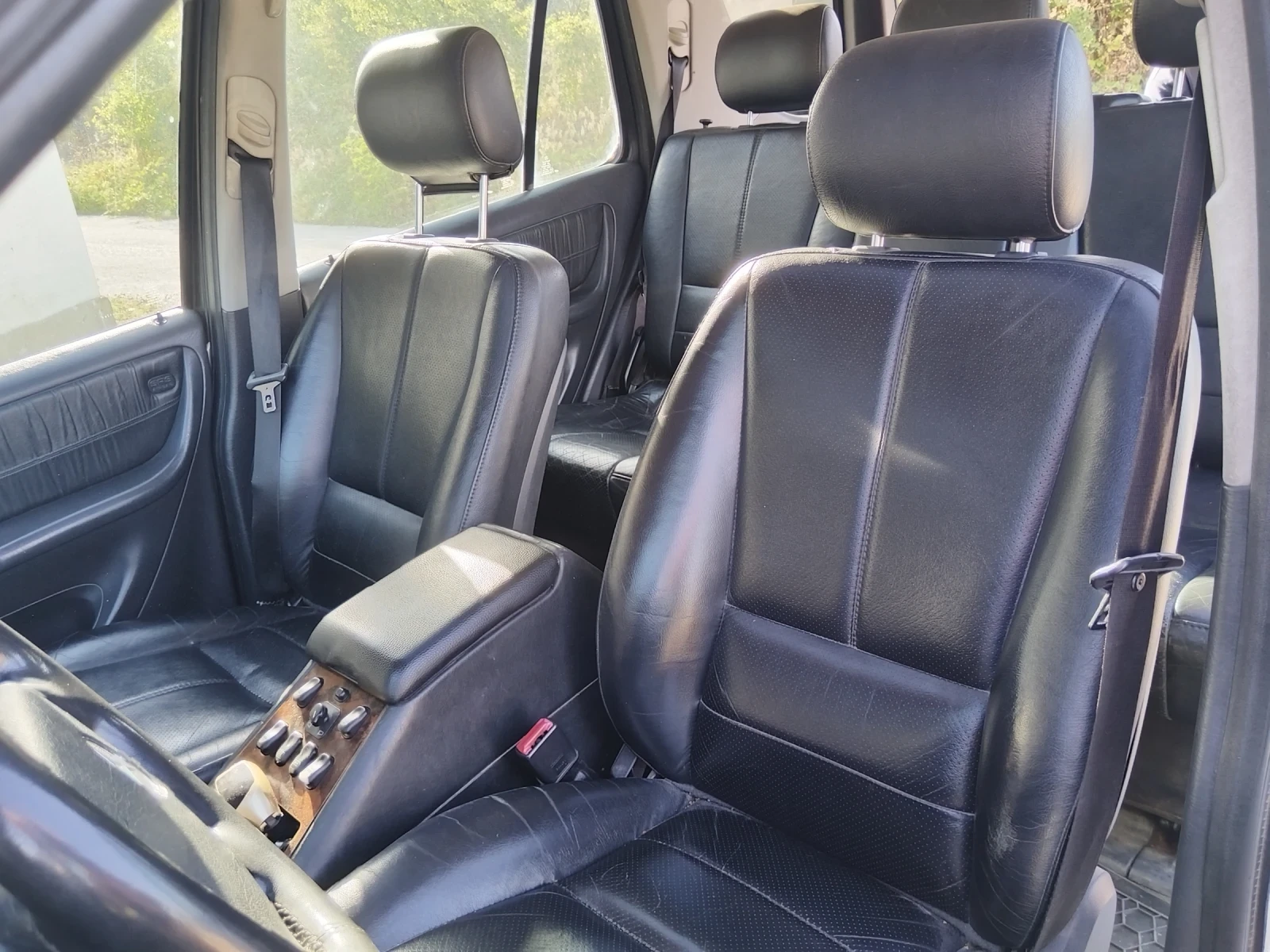 Mercedes-Benz ML 270, снимка 7 - Автомобили и джипове - 55424168