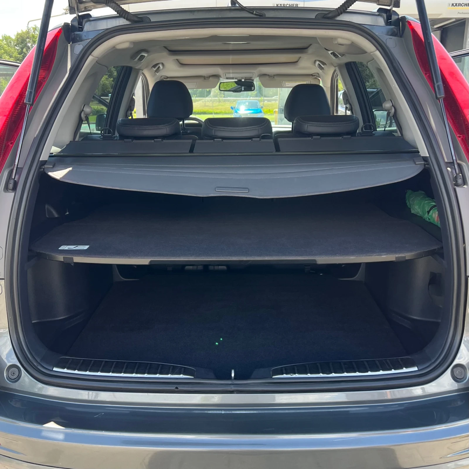 Honda Cr-v 2.2 I-DTEC* Executive* Distronic* Сервизна книжка!, снимка 16 - Автомобили и джипове - 55450797